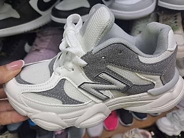 reebok beograd: Decije 31 do 36 
Cena 3500 din✅️ ⭐
dk — 8