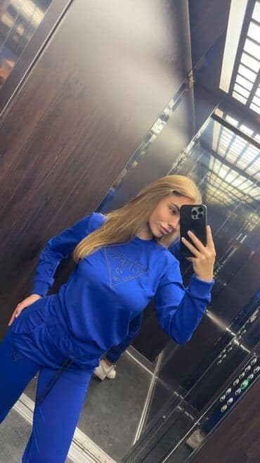 Gornji i donji deo: Guess, M