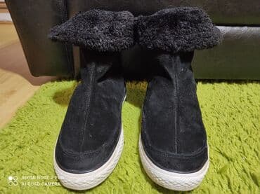 Personal Items: Ankle boots, Converse, 42 — 2
