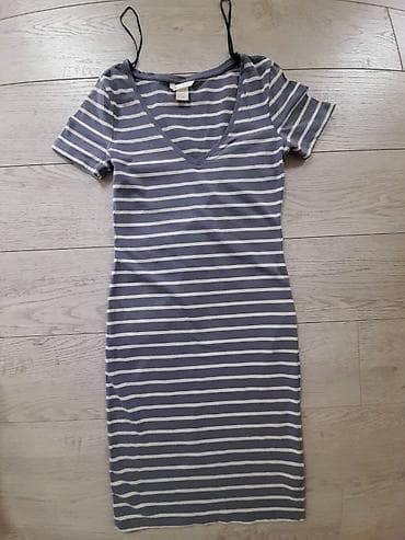 SNIZENO! H& M haljina nova vel XS na lalafo.rs SNIZENO! H& M haljina nova vel XS