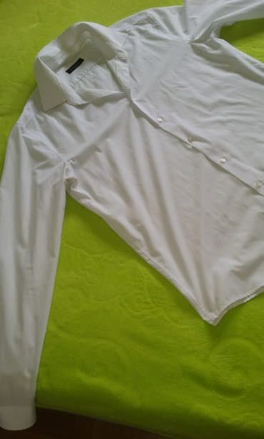 Džemperi: Kosulja Bitsiani. 2xl. Nošena dva puta.
10e — 3