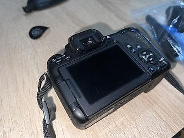 kupujem prodajem tablet: Prodajem canon 77d i celu opremu uz njega Odmah da krenem na stvar — 3