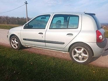 lazni alarm za auto: RENAULT CLIO 1.5 - KOMPLETAN AUTO U DELOVIMA — 4