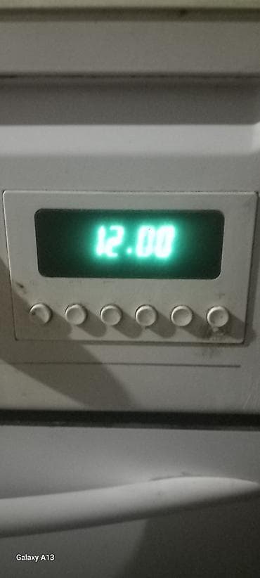 polovne indukcione ploce: 2 Šporeta Metalni 110eu Stakleni 120eu i polovan namestaj zemun — 3