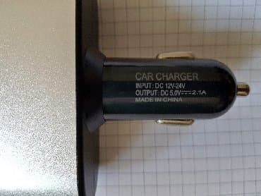 grejalica na upaljac: Auto punjač razdelnik na 2 upaljača i 2 USB Nov auto punjač razdelnik — 6