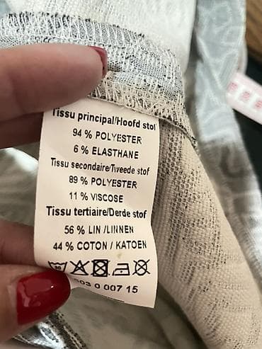 cavalli haljine: Armand Thiery ženska haljina bez rukava, elegantnog kroja do iznad — 4