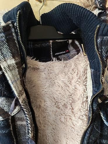 tiffany beograd: Zimska jakna Fishbone, veličina L. - Krojen model sa kariranim — 2