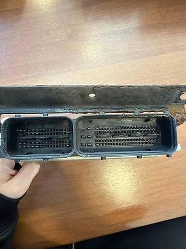 auto prikolice subotica: MOTORNI KOMPJUTER ZA VOLKSWAGEN CADDY, GOLF 6 - 03L906022RQ | — 3