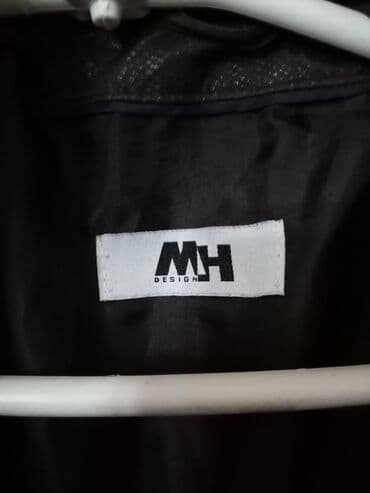 Winter jackets: Champion, L, Single-colored, With lining — 4