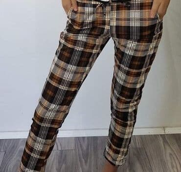 mona kozne pantalone: 1 kom 1700
2 kom 2500 — 4