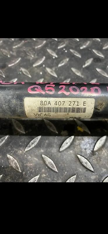 alternator: AUDI Q5 80A 1 POLUOSOVINA 80A407271E | Audi vw delovi zemun — 3