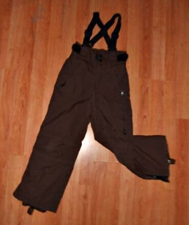 zimske jakne za decu: Ski pantalone za decu od 0 do 6 godina

cena od 900 do 2000 din — 6