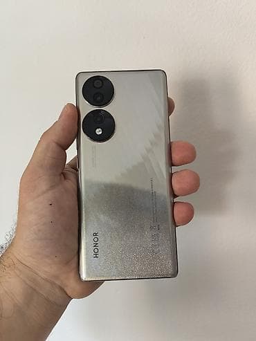 iphone 11 200€: Honor 70 dual sim sim free sa 8/1256 gb memorije. Dobro očuvan i — 6