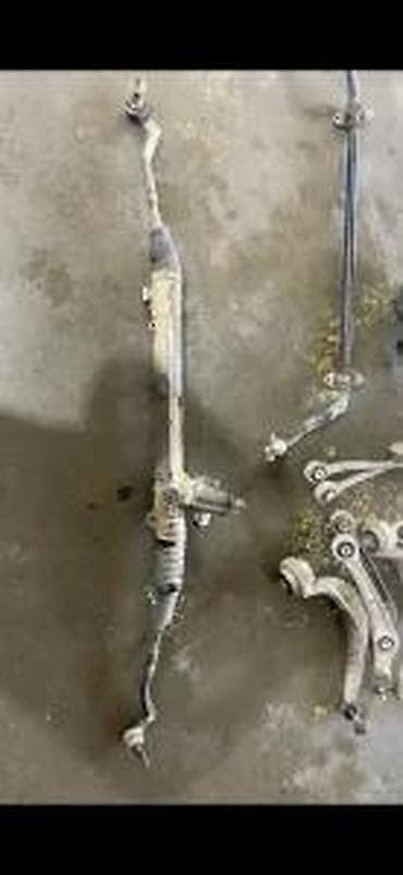 AUDI A4 A5 SERVO LETVA ZUPCASTA 8T1422056T | Audi vw delovi zemun — 1