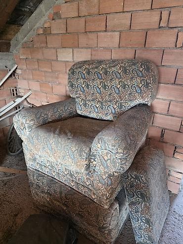 sam u kuci: 4 foteljna naslona za sedenje – klasični modeli potrebno kompletno — 3