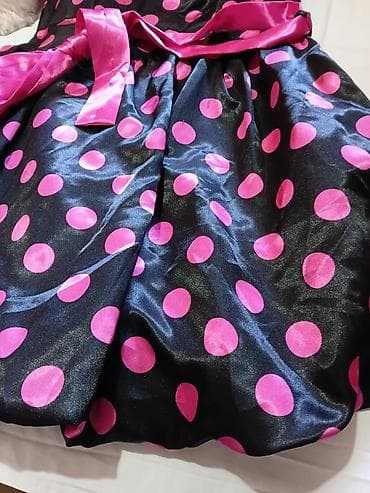 Dresses: Haljina na bretele sa tufnama - Model: koktel/retro stil, gornji deo — 4