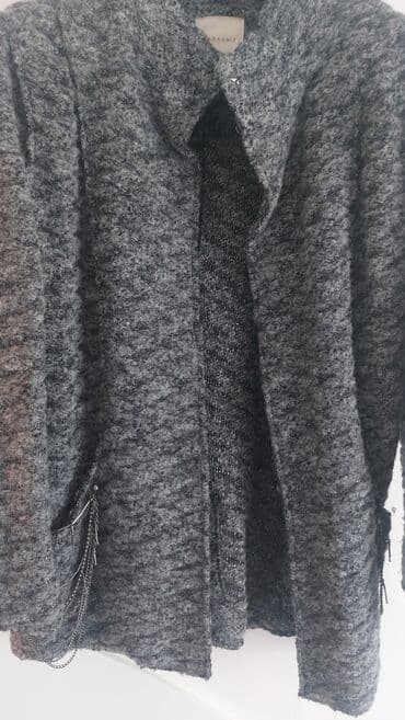 p. s. fashion kaputi: Siva jaknica dzemperak, Zara, veličina L, odgovara M. Jednom obučena — 2
