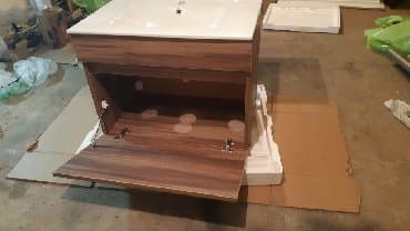 komode za spavaće sobe: Ugradni lavabo sa korpusom
Dimenzije 61x47. Visina 40cm — 3