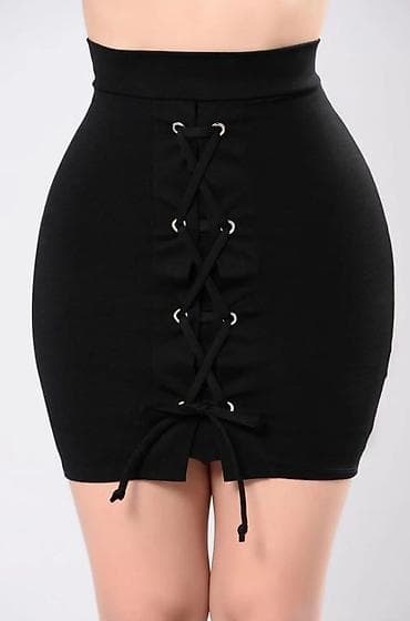 gumene cizme 40: Crna mini suknja sa pertlanjem - Model: uska, visok struk, mini — 1