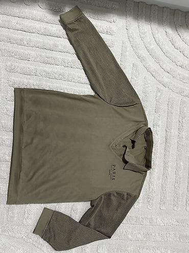 Džemperi: Nova bluza za muskarce. Broj XL. Tacan kalup. Braon boja — 1