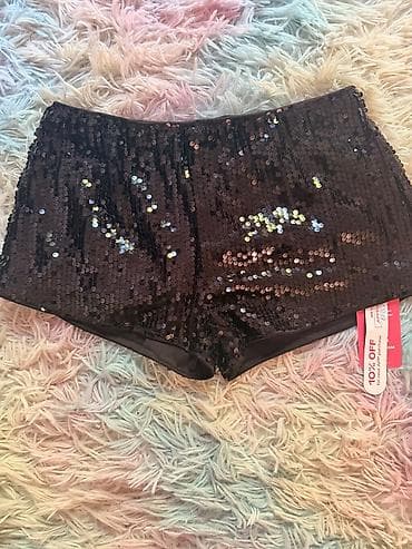 Šorts sa šljokicama – crni, mini kroj - Materijal: spolja puni sloj na lalafo.rs Šorts sa šljokicama – crni, mini kroj - Materijal: spolja puni sloj