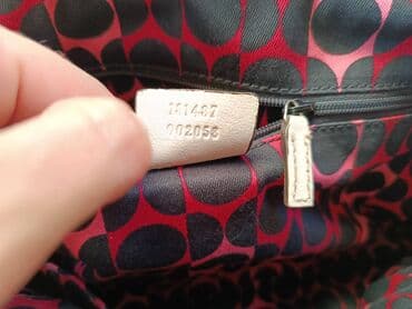 rolke od kasmira: Elegantna torbica, Gucci, Materijal: Koža — 7