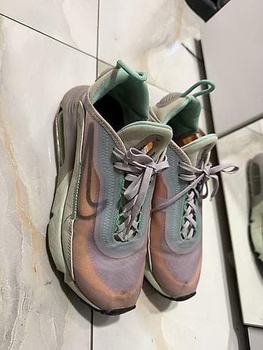 air cooled skechers: Nike Air Max 2090 
Ocuvaneostecena uslikana — 3