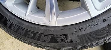 roze patosnice za auto: Original BMW aluminijumske felne sa gumama Specifikacije felni: - — 7