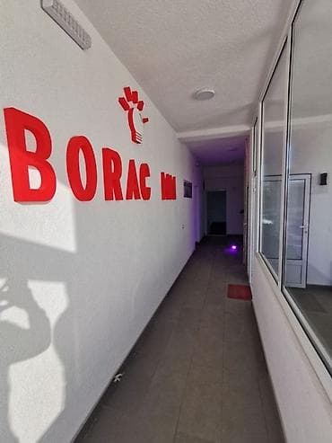 dajem plac za gradnju: Poslovni prostor u Pojatu,nedaleko od naplatne rampepogodan za sve — 6