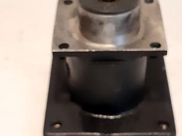 pirograf za drvo cena: Aluminijumsko kuciste sa lezajem za osovinu 12mm Pored lezaja kuciste — 5