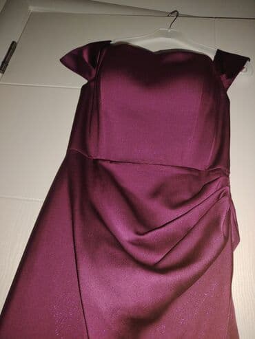 Suknje: Elegantna midi haljina (odgovara veličini S/M) jednom nošena. - — 4