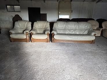sto na rasklapanje 200x90: Kožna garnitura za dnevnu sobu – 1 - Sastav: trosed + dva fotelje - — 1