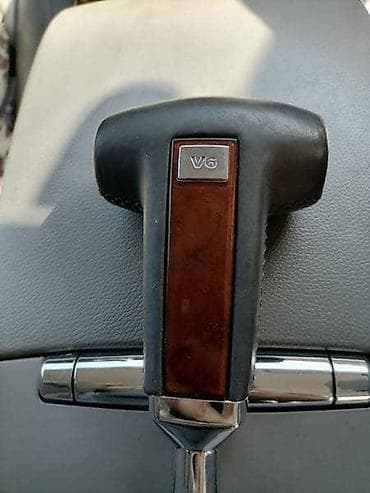 elektronika za kola: RUCICA MENJACA ZA VOLKSWAGEN PHAETON | Far, maska,hauba,branik — 1