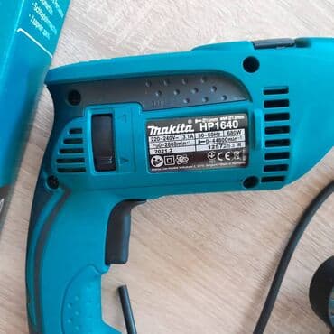 komode od punog drveta: Nova makita bušilica hp1640 680w 16mm okretanje l/d nova — 4