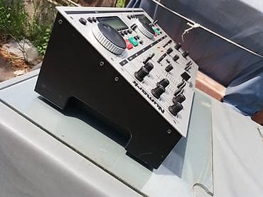 Mobile Phones & Accessories: Numark cd mix2. ispravna mixeta sa 2 cd-a, 1 cd neradi, fali 1 — 5