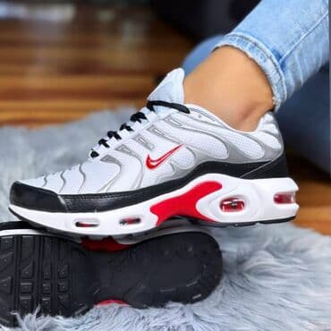 moderne cizme za zimu 2022: Nike air max tn patike 

Novo
Brojevi 36 do 46

fb Moja Kupovina 1 — 4