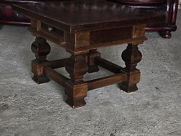 stilske komode: Drveni klub sto sa fiokom – klasičan masivni dizajn - Materijal: puno — 3