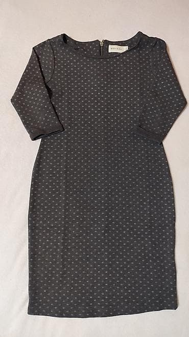 sandale s platformom: Haljina Bien Bleu – tamnosiva, uska, sa sitnim tačkicama - Brend — 5