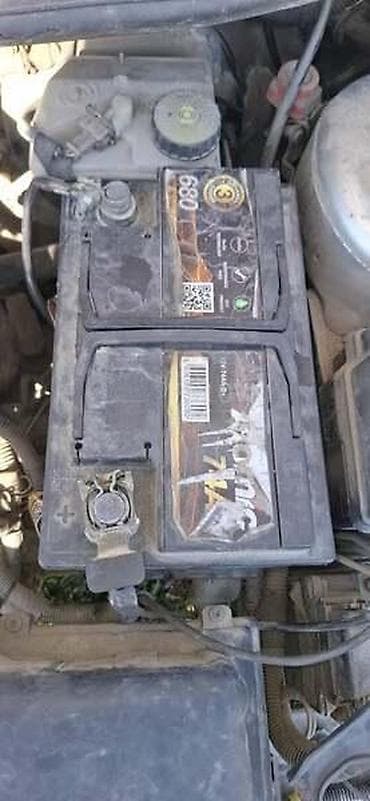 zamena akumulatora opel corsa c: AKUMULATOR 74AH | ispravan,na autu — 1