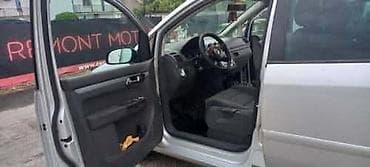 Prodaja automobila: DELOVI ZA VOLKSWAGEN TOURAN | kompletyn auto u delovima — 3