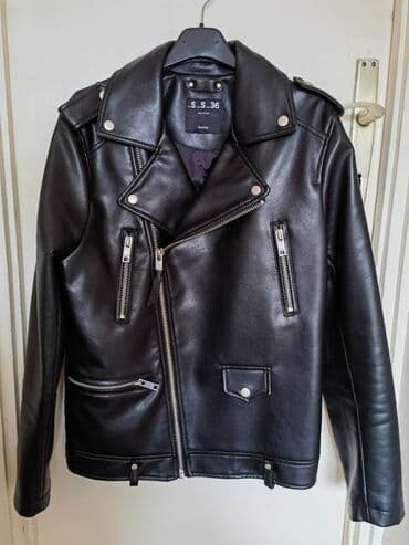 Women's Clothing: BERSHKA muška jakna veličina 36 S širina ramena 42cm dužina rukava — 2