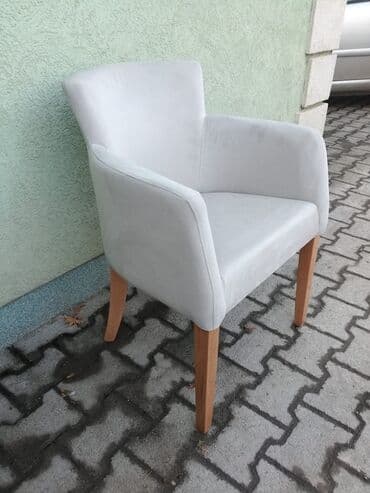 robot stolovi i stolice: 9000din — 1