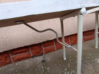 komoda za sminkanje: Sto sa dve klupe za slave,veselja i slično,sto drveni-rasklopiv — 3