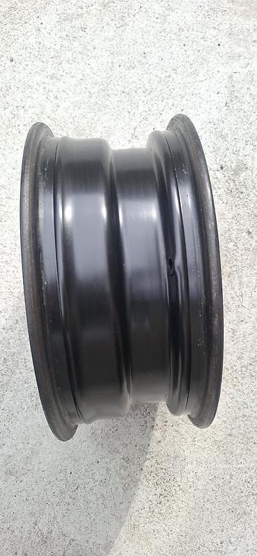 rucni cekrk cena: Felne R15 Golf 4 .Prodajem 4kom polovne čelične auto felne R15 Golf — 5