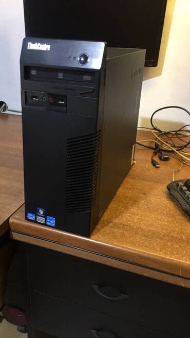 Desktop računari i radne stanice: Desktop Lenovo ThinkCentre M72E ful intel procesor intel i3-3220 na — 4
