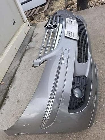 bobina pred plastikama: PREDNJI BRANIK BOJA-SIVA ZA MERCEDES BENZ A 180 OD 2004. DO 2012. GOD — 1