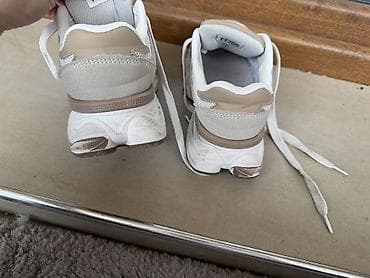 maja odzaklijevska deca: Decije New Balance 9060 patike. Broj 35. Replika — 3