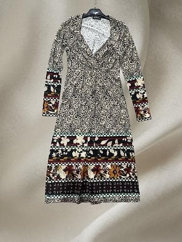 haljine esprit: Udobna šarena haljina sa V izrezom. S/M vel — 1