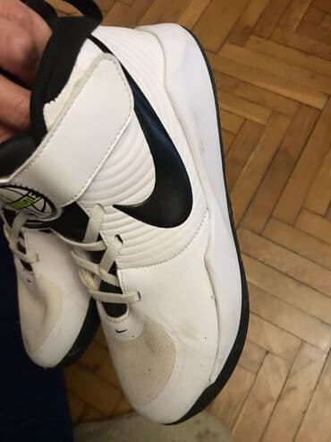 opposite vranje: Nike, Veličina - 35, Anatomske — 13