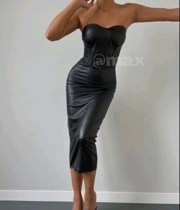 h m haljine za punije: Cena 3000din
S m l — 1